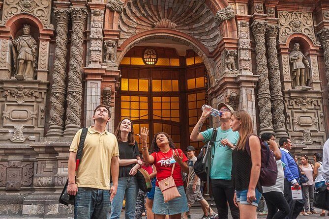 Street Food, Market & Old Eateries Tour in Lima's Historic Center - Pace, walking, and small groups up to 12