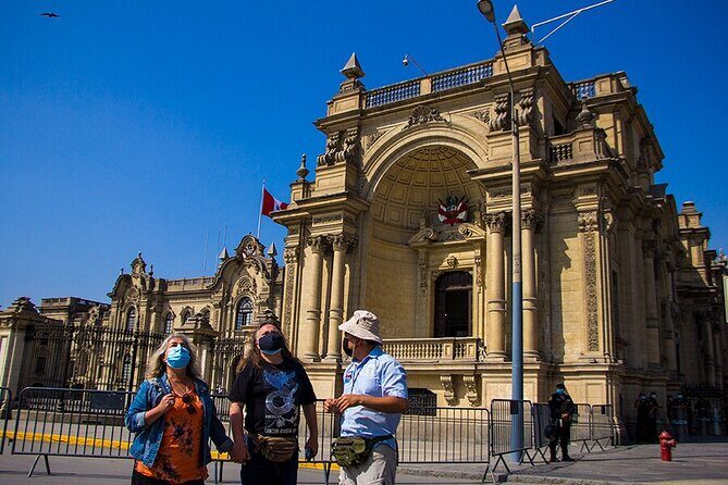 Top Attractions in Lima: Historic Center, Love Park & Catacombs - A Small-Group Lima Start at Parque del Amor (Miraflores)