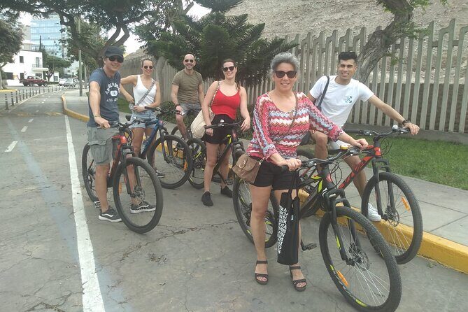 Tour Bike al Morro Solar con Guía Local - Coastal Biking from Miraflores to Chorrillos