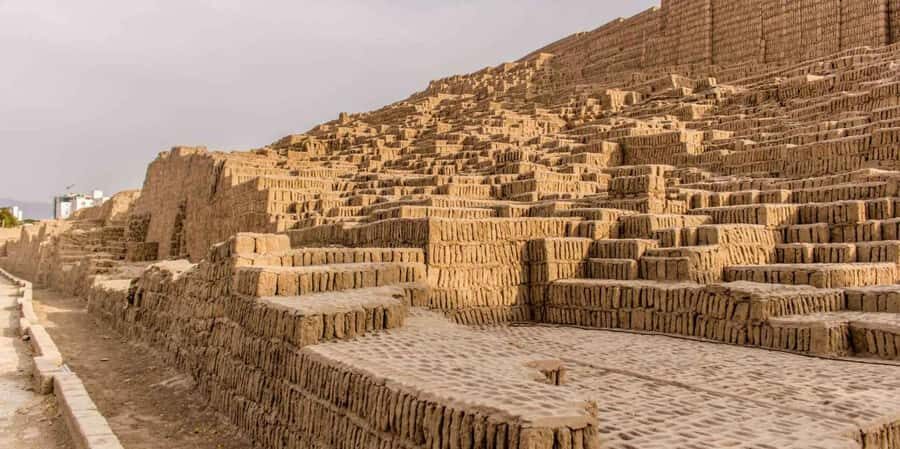 Tour of Lima with a visit to the catacombs of San Francisco. - Colonial Lima and Plaza Mayor: The City of Kings Comes Into Focus