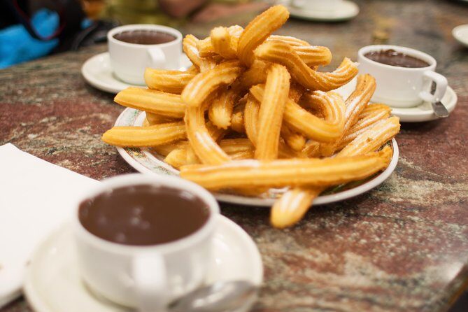 Trending Flavors: Miraflores Walking Tour Including Food and Drinks Tasting - Stop 2: Tortas Lucas desserts, sweet but not random