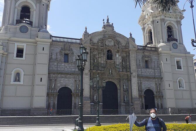 Visiting the Main Square of Lima! - Pisco tasting: the small included stop that’s worth it