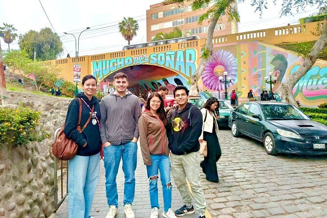 Walking Tour to Miraflores and Barranco with a beer - Barranco Stop: Graffities, Bohemian Streets, and 40 Minutes That Fly